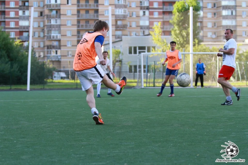 Стадион школы 553 1 - фотография