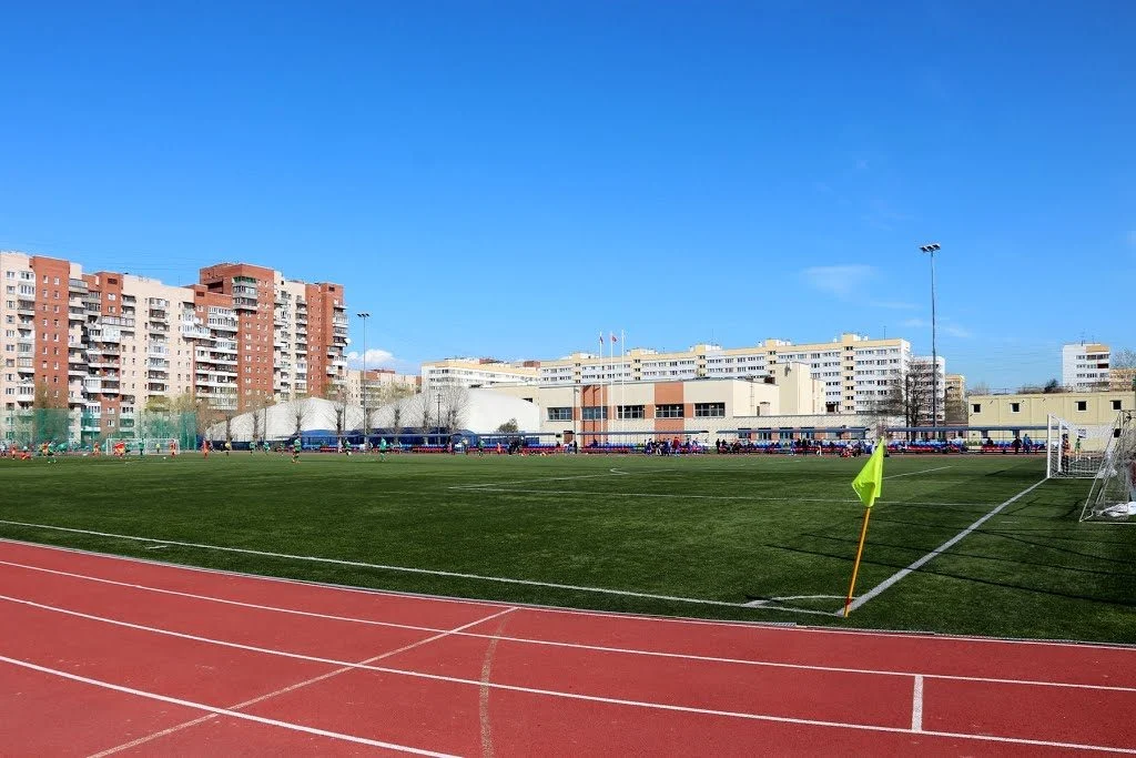 Стадион СШОР Кировского района - главная фотография