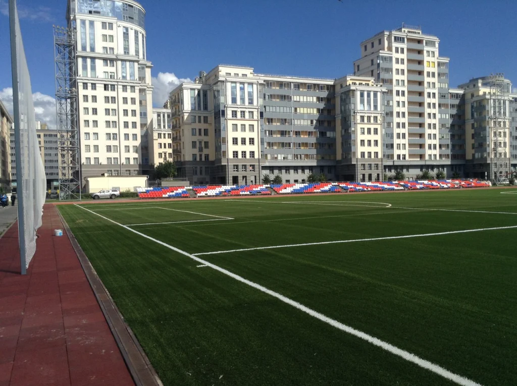 Стадион центра спорта Василеостровского района 4 - фотография