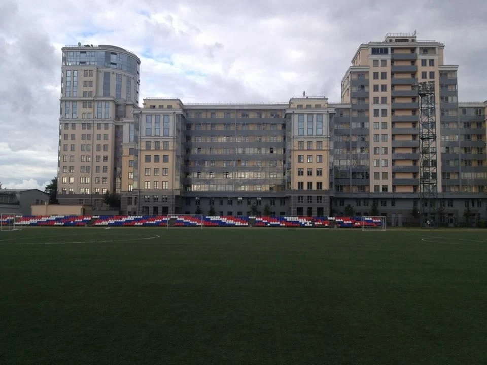 Стадион центра спорта Василеостровского района 5 - фотография