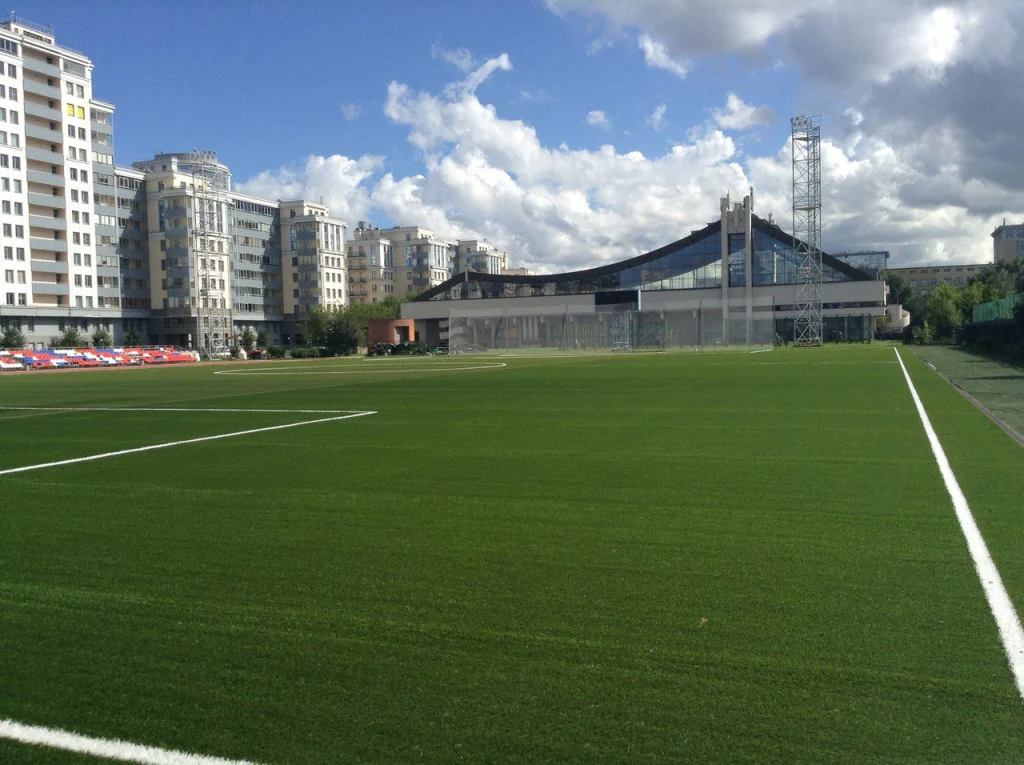 Стадион центра спорта Василеостровского района - главная фотография