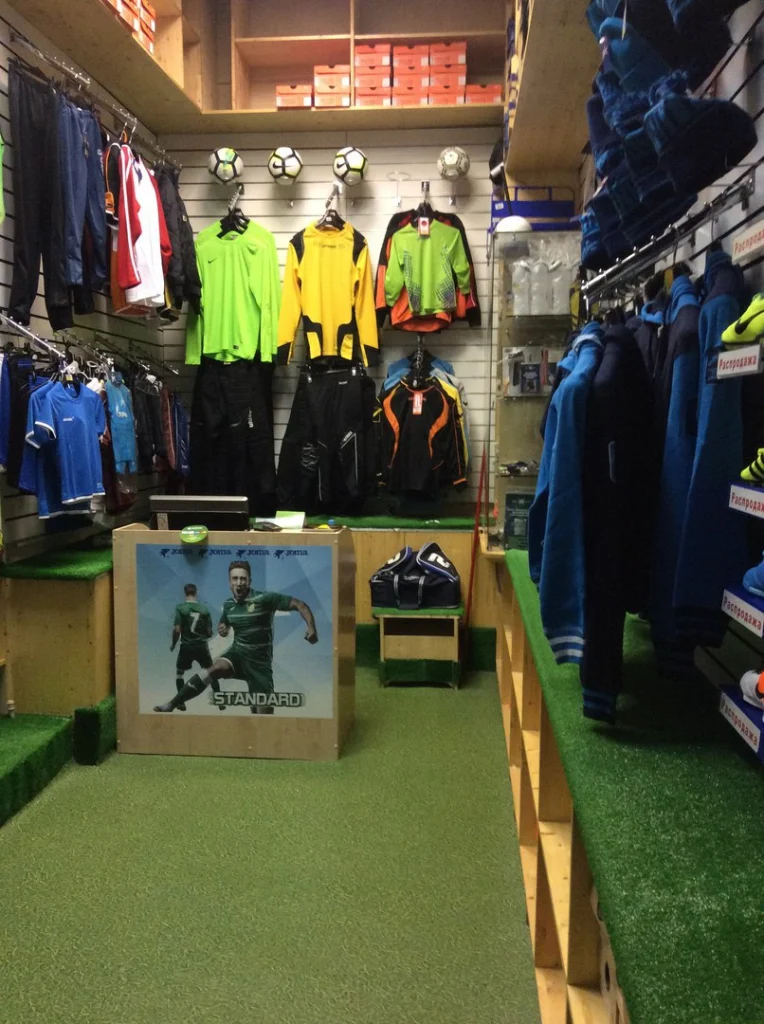 Striker 1 - фотография